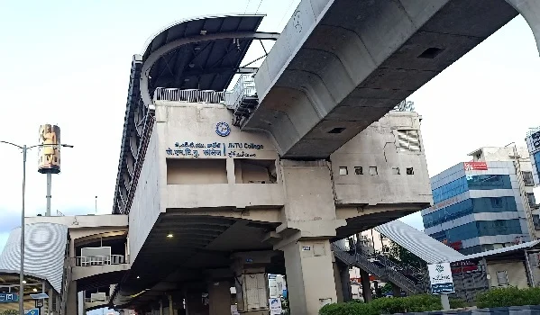 JNTU Metro Station1