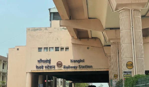 Nangloi Metro Station