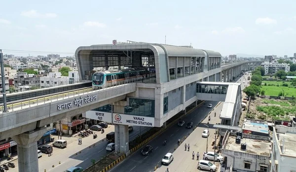 Vanaz Metro Station